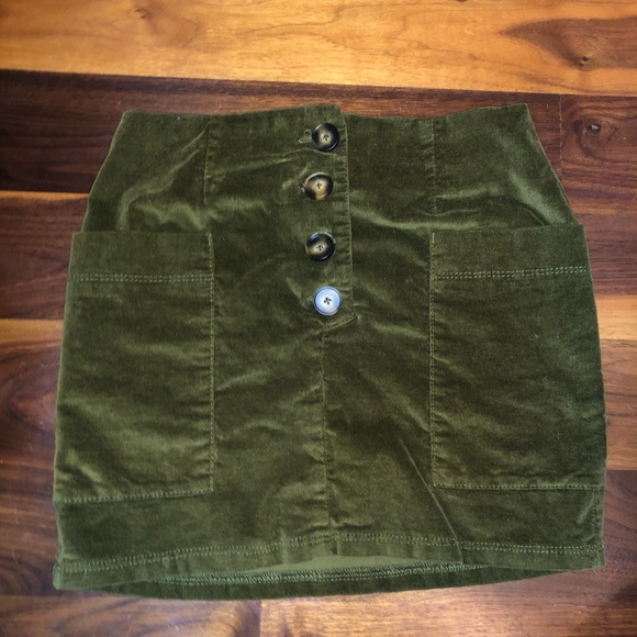 Urban Outfitters Dresses & Skirts - Urban outfitters velvet skirt size XS